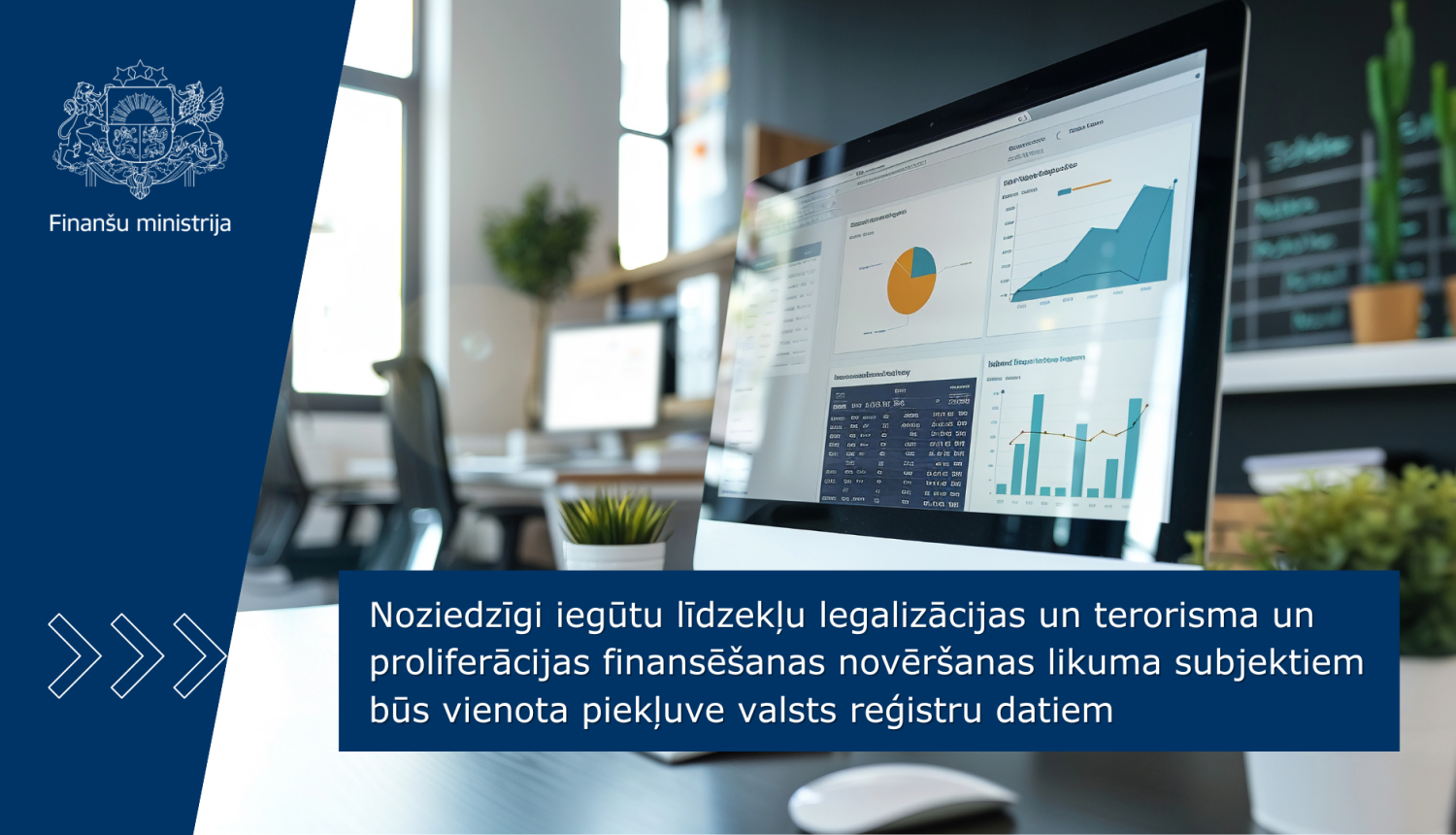 Datora monitors ar datu analītikas grafikiem biroja vidē