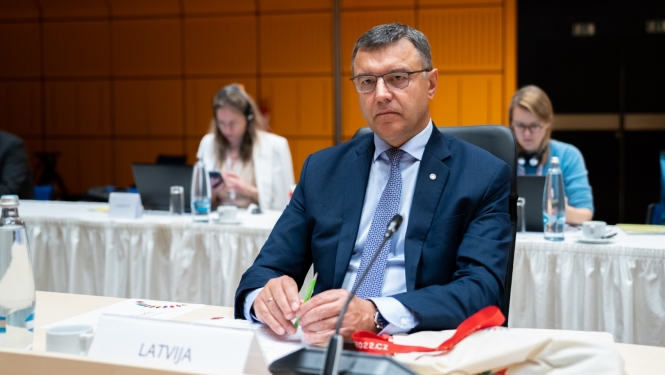Finanšu ministrs J.Reirs