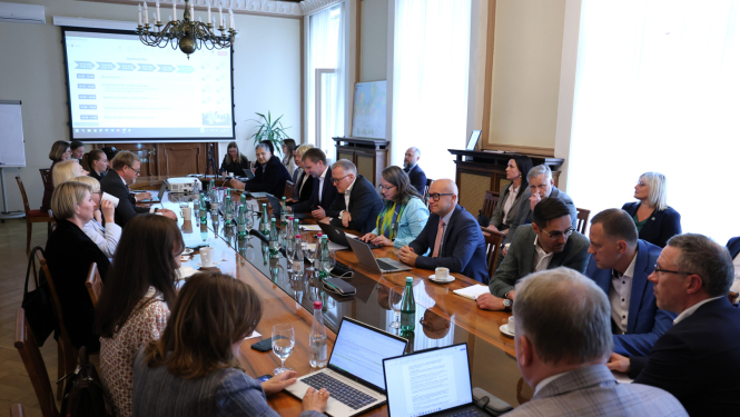 Publisko iepirkumu darba grupa vienojas virzīties uz radikālām sistēmas izmaiņām publisko iepirkumu jomā