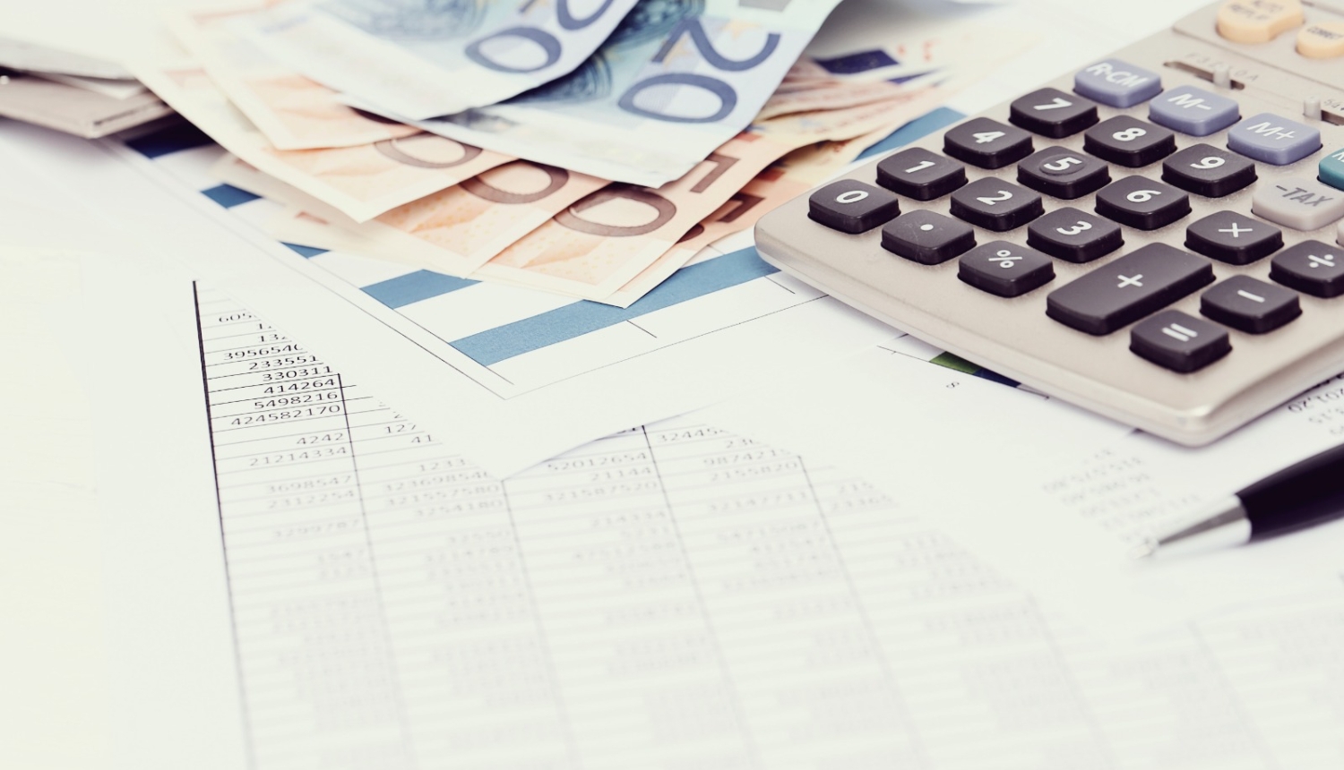 Kalkulators, nauda, aprēķini